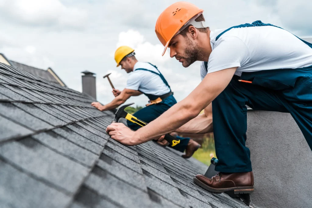 Pioneer Roofing Employees.